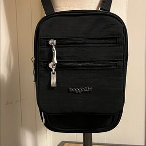Baggallini Black Messenger Bag